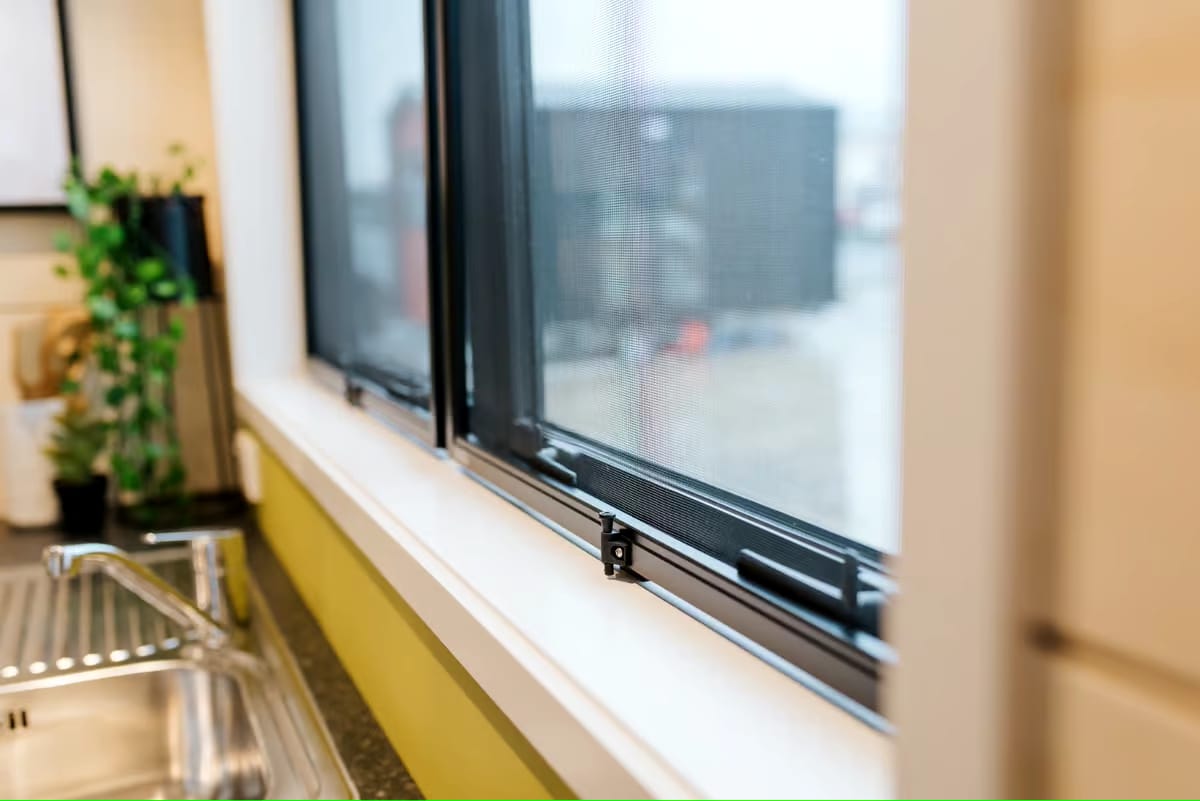 Remorque mobile 20 pieds x 7 à étage, type T1, meublée et isolée