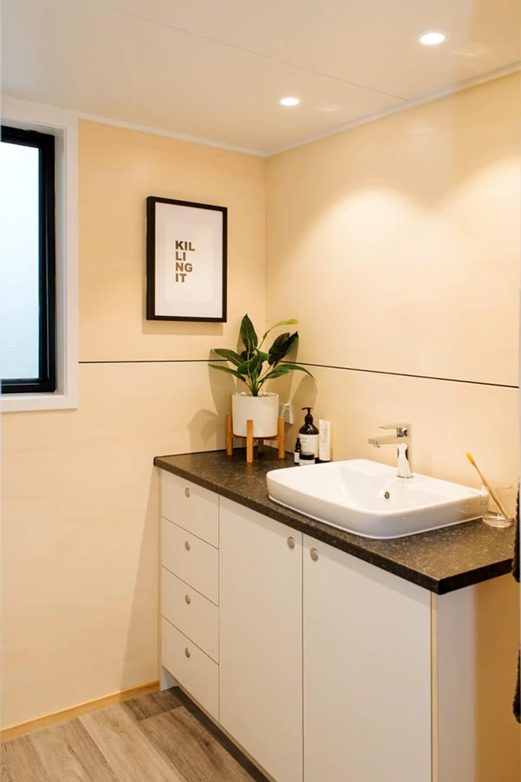 Remorque mobile 20 pieds x 7 à étage, type T1, meublée et isolée