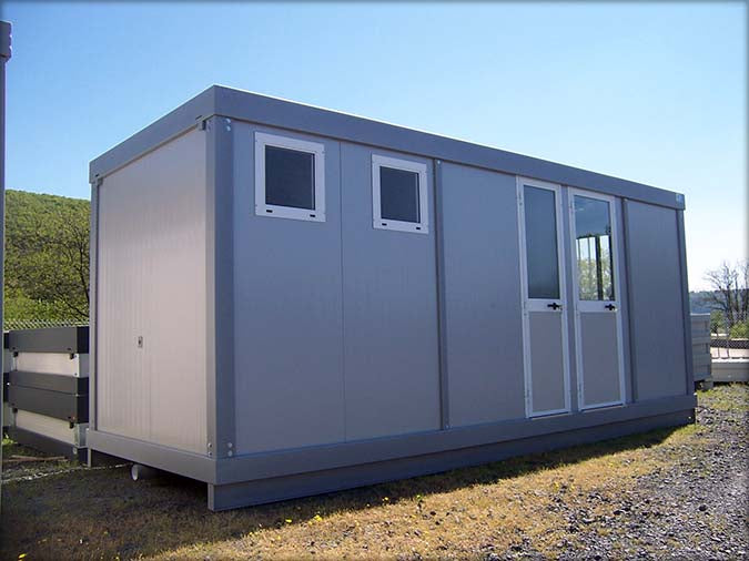 Cabine sanitaire public 20 pieds x 8, confortable